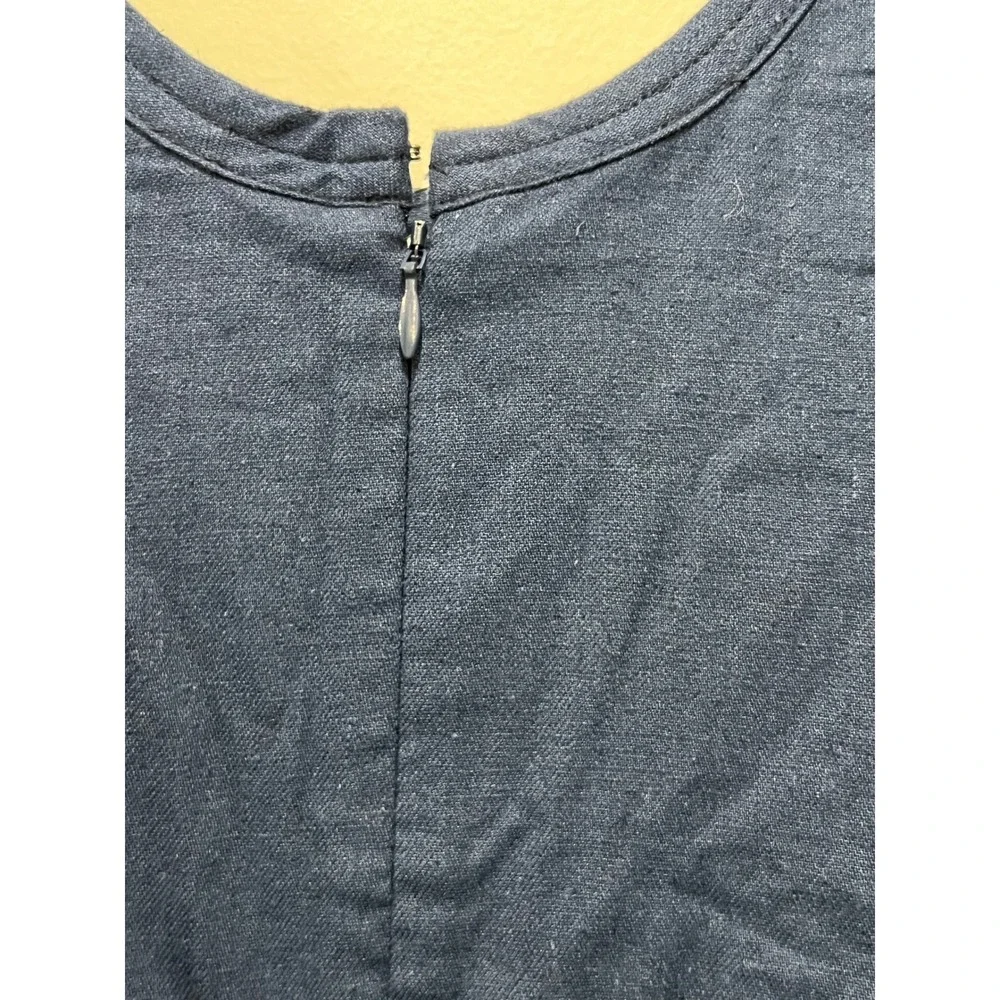 Banana Republic crisp linen